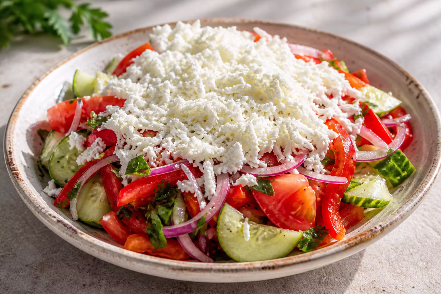 Šopska Salata – Bulgarischer Shopska-Salat